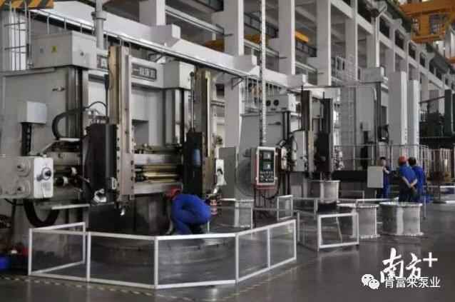 65年来，开云在线登录app官网-开云(中国)一直专注于泵领域的研究和应用，图为开云在线登录app官网-开云(中国)车间